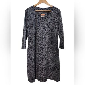 NWT Elegant Long Sleeve Animal Print Dress with Pockets